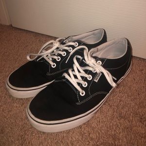 Size 9 Women’s Vans